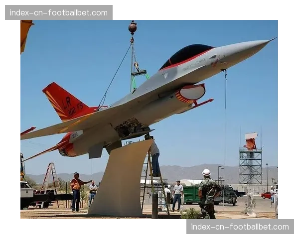 UFC与广播公司就2027年新一轮版权谈判进行初步接触 UFC与广播公司就2027年新一轮版权谈判进行初步接触